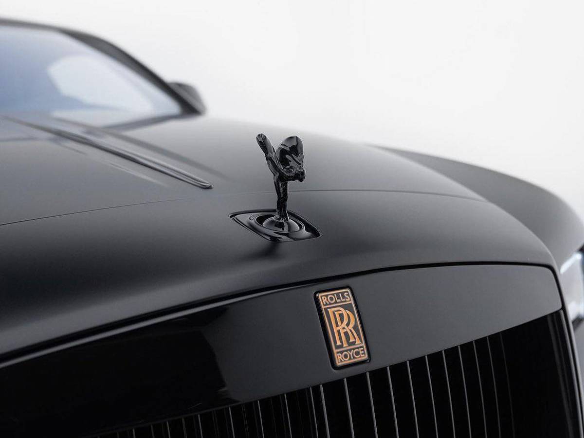 La marca de autos de lujo Rolls-Royce busca un plan de salvataje