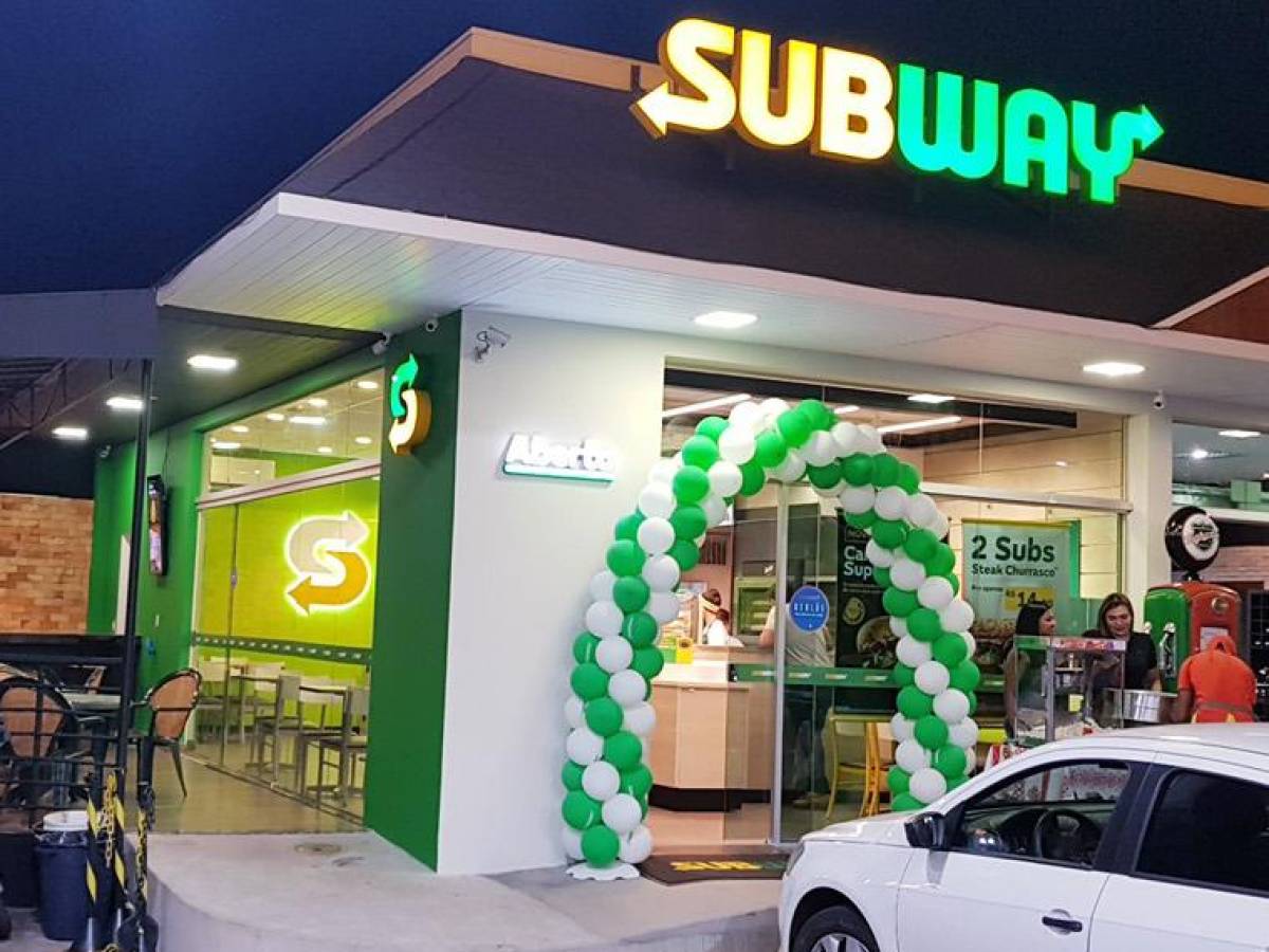 Subway® firma acuerdo con SouthRock para ampliar franquicias en Brasil