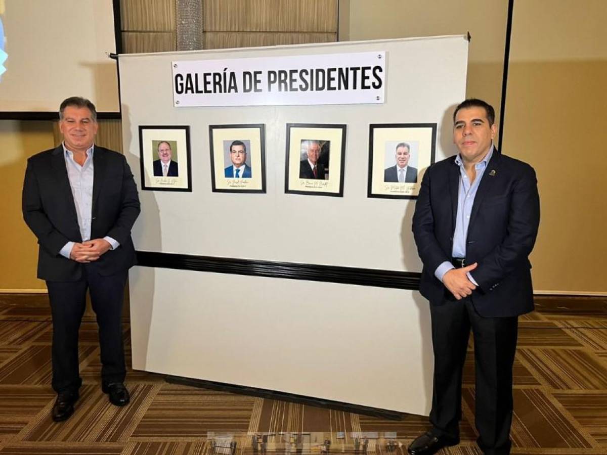 Fundarhse reconoce la labor de sus expresidentes con galería fotográfica