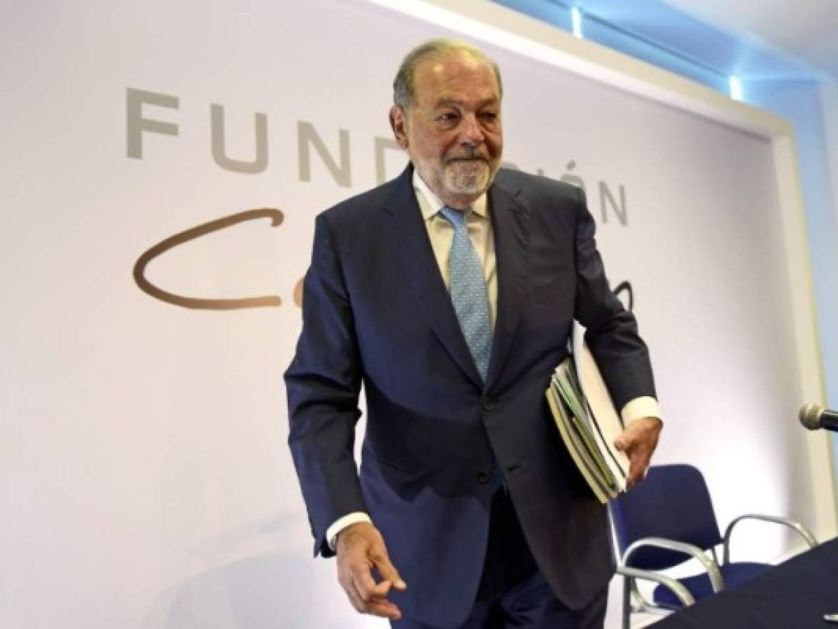 Carlos Slim insiste en ampliar sus negocios de telefonía móvil en El Salvador