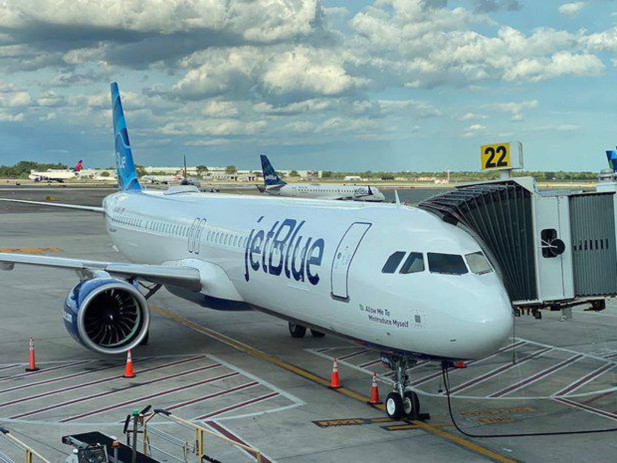 JetBlue espera una demanda por el acuerdo con Spirit