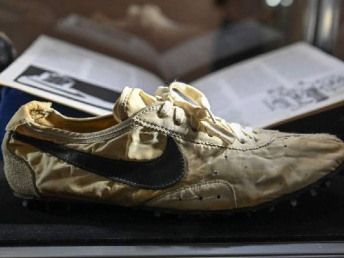 Colección de zapatillas Nike alcanza récord de US$850.000 en NY