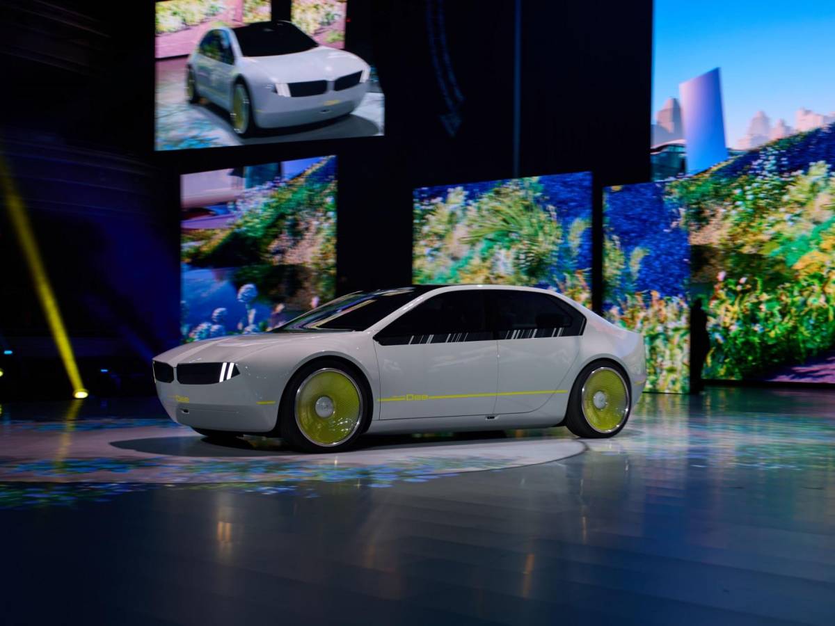 CES 2023: BMW presenta auto que cambia de color e interactúa digitalmente con el conductor