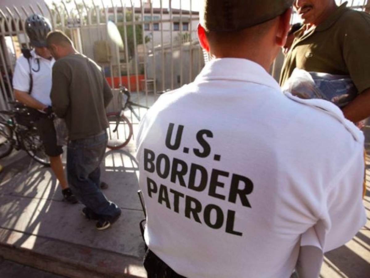 EE.UU. priorizaría deportar a casi 1 millón de indocumentados