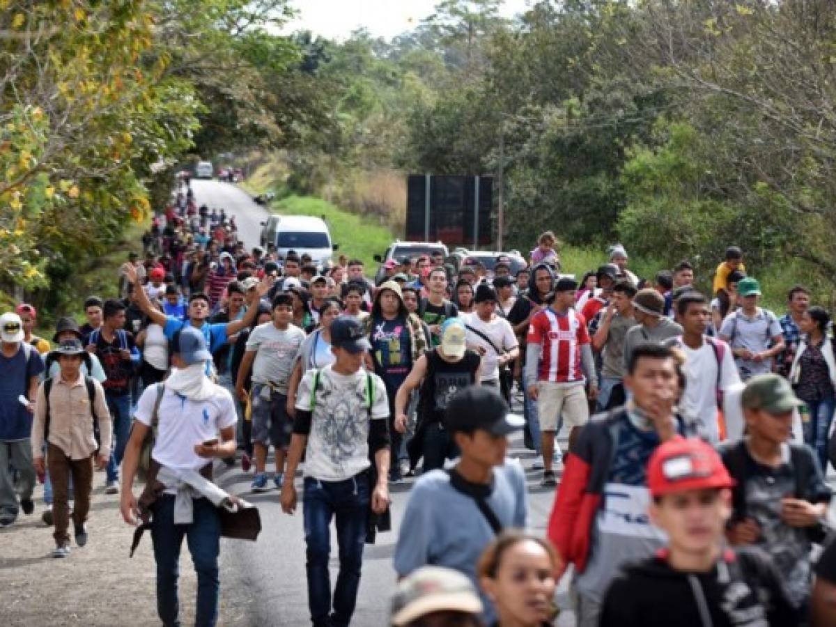 Guatemala endurece sus controles ante avance de caravana migrante