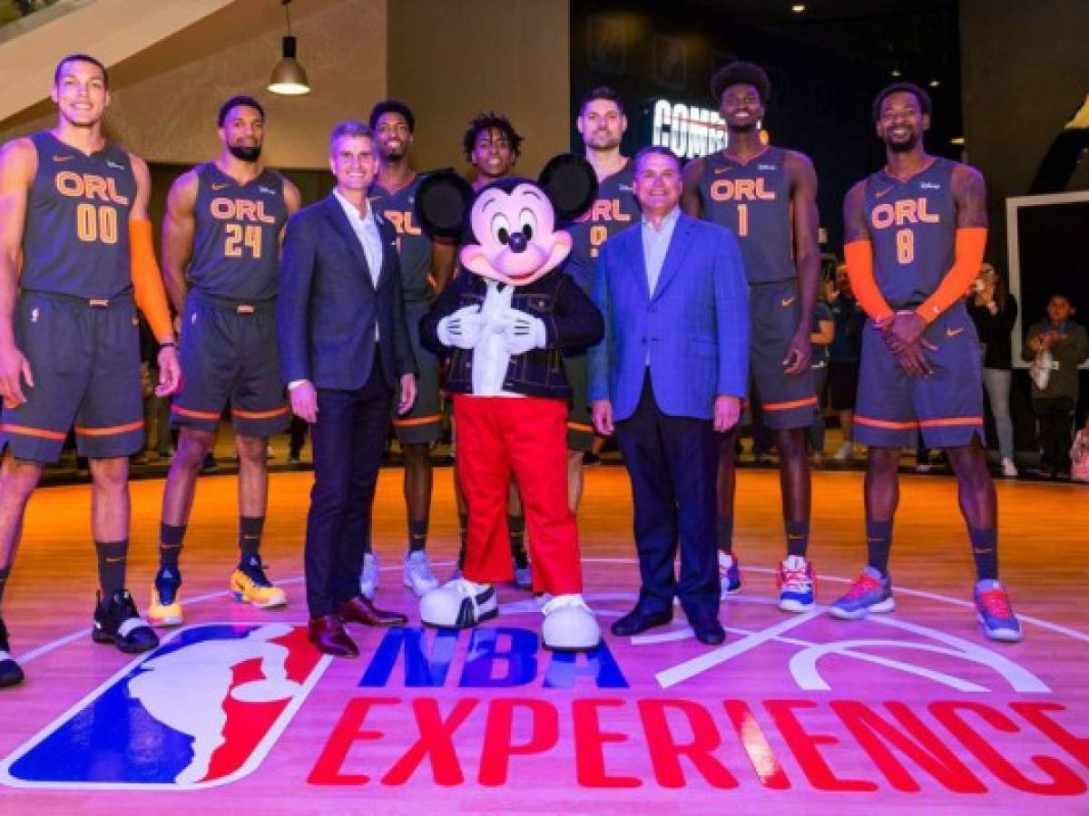 NBA confirma conversaciones para reanudar juegos en Disney World a fines de julio