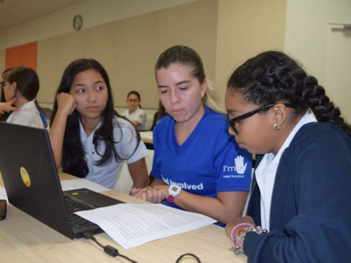 BLP e Intel Costa Rica incentivan en niñas pasión por las ciencias, tecnología, ingeniería y matemáticas