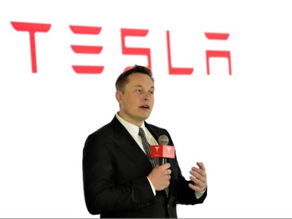 El valor de mercado de Tesla cae por debajo de US$1 billón tras tuits de Elon Musk