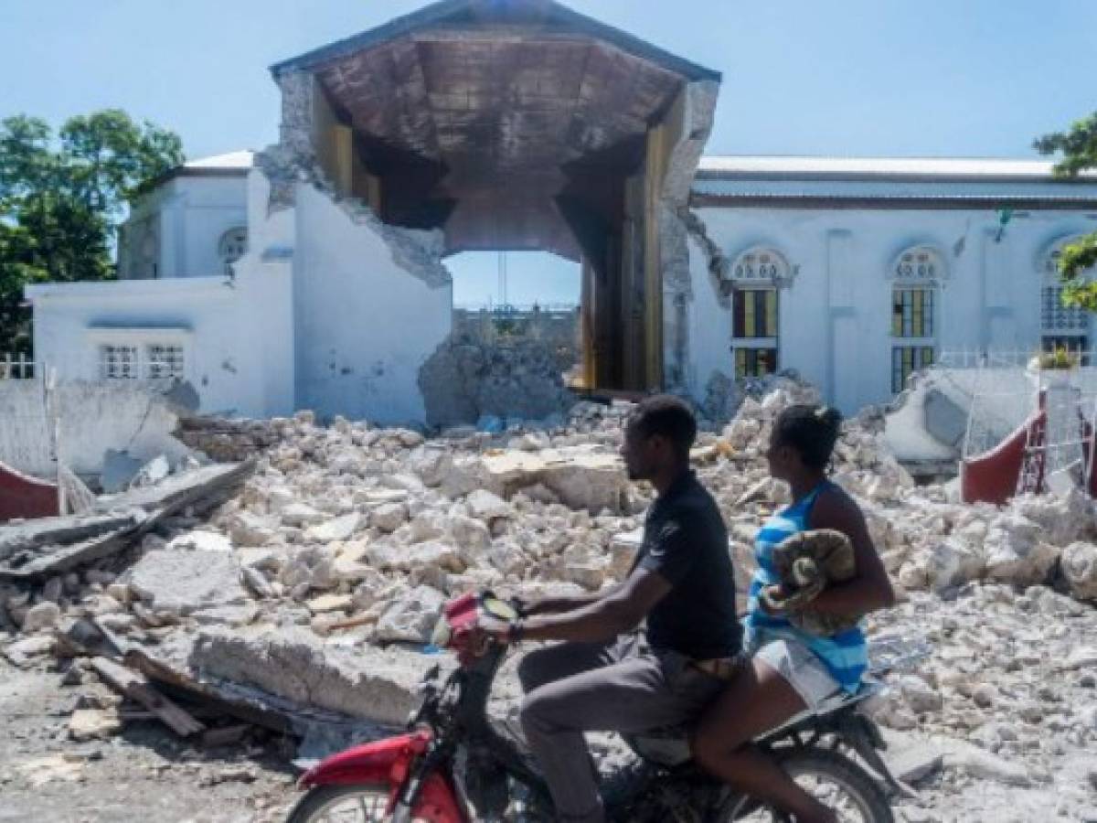 El saldo de víctimas por sismo en Haití sube a 1.297 muertos