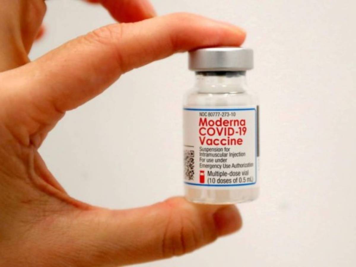 Vacuna de Moderna da mayor protección contra hospitalización por Covid-19 que Pfizer: CDC