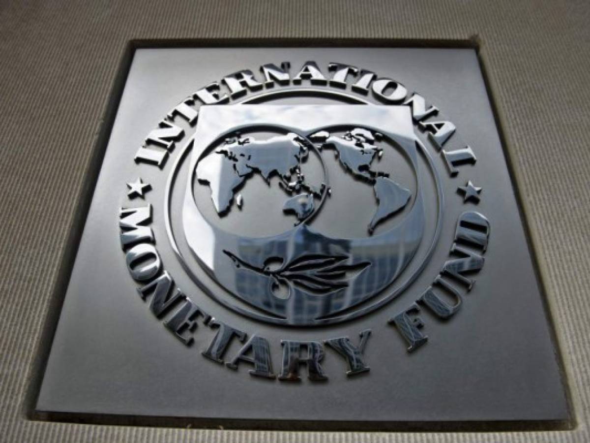 FMI negociará nuevo programa crediticio con Argentina en noviembre