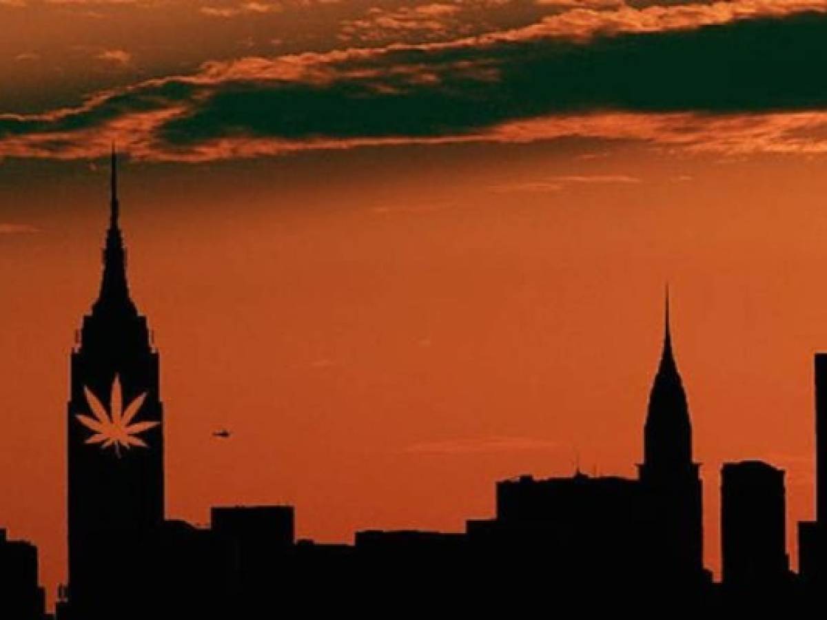 Cannabis con fines médicos llega a Nueva York este jueves