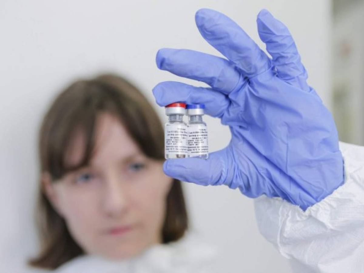 Problemas de la vacuna rusa: puede apresurar a otros países a lanzar vacunas poco seguras
