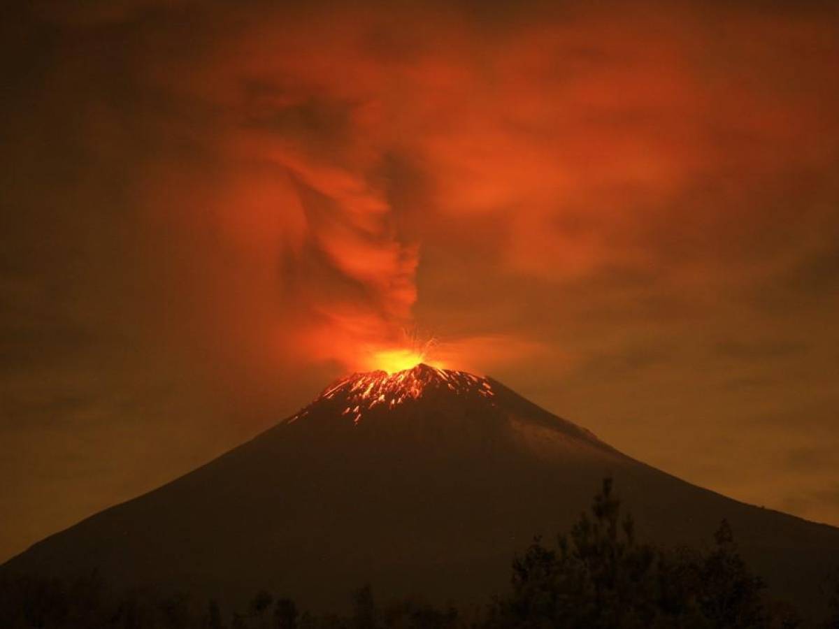 México: Volcán Popocatépetl mantiene emisión de gases y ceniza