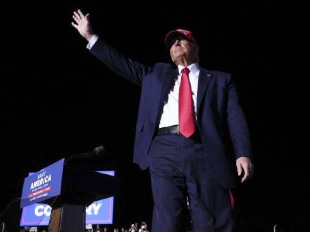 Trump pide una ‘ola roja gigante’ en las elecciones de mitad de mandato
