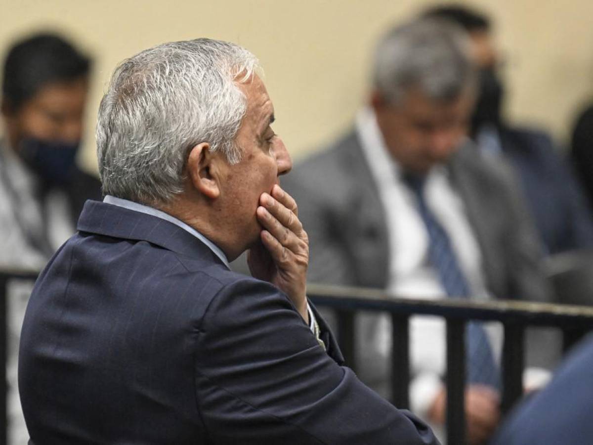 Guatemala: Exfórmula presidencial Otto Pérez y Roxana Baldetti condenados a cárcel por corrupción