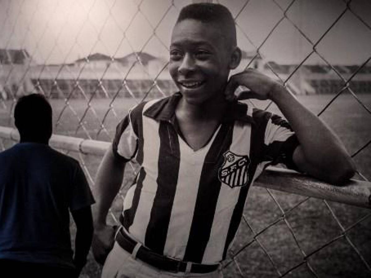 ‘Una noche más junto a él’: familiares de Pelé lo acompañan en el hospital