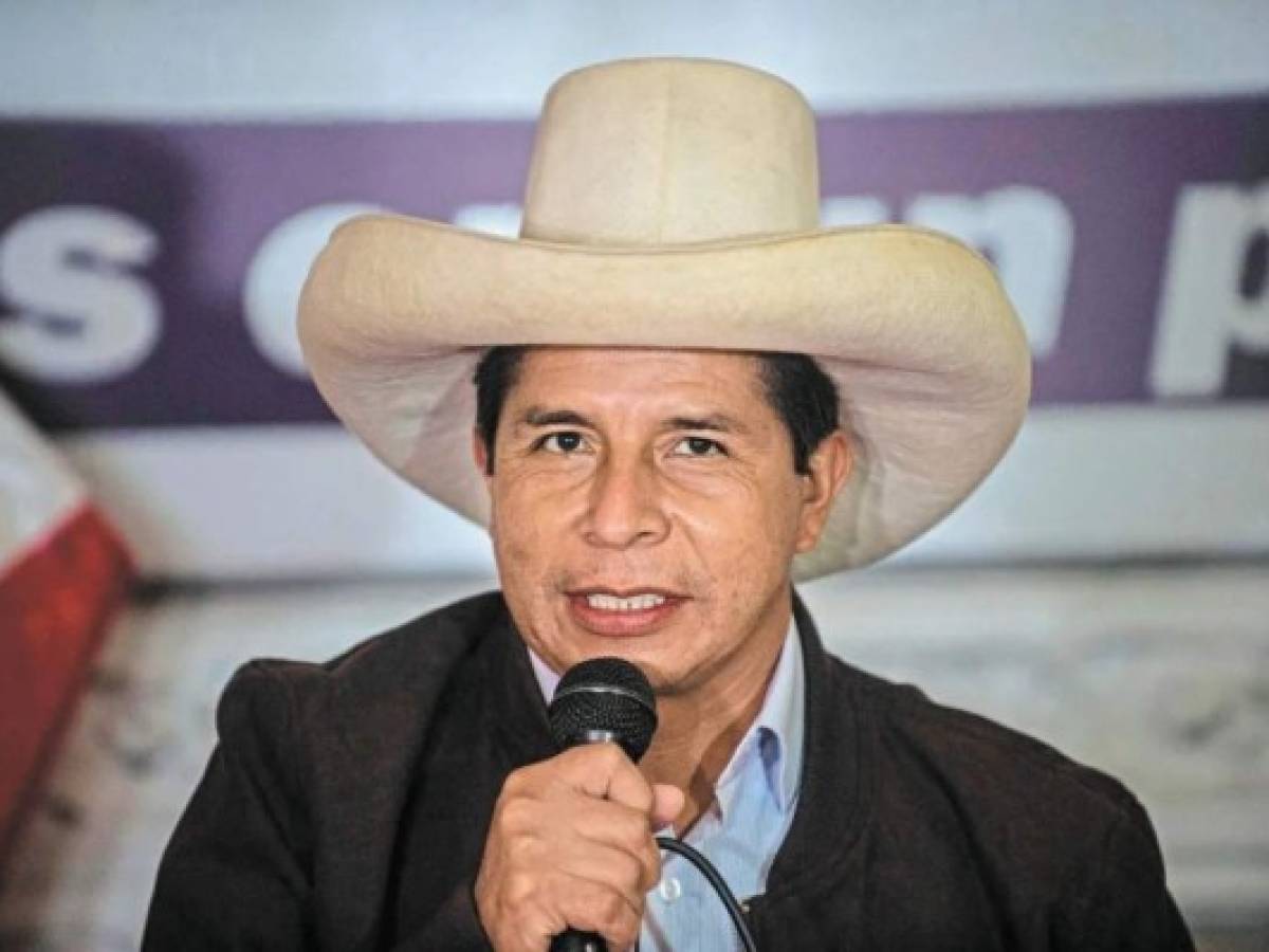 Perú: Castillo, el maestro de escuela rural que será presidente