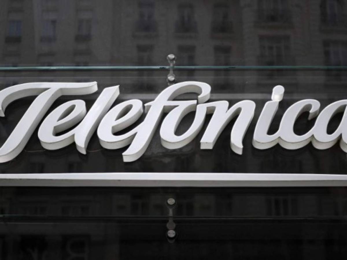 ﻿Beneficios netos de Telefónica bajan por provisiones e inflación argentina