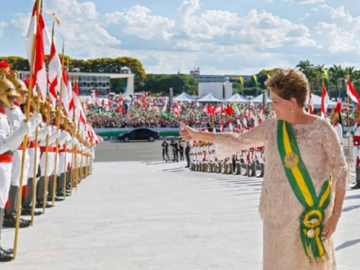 Rousseff anuncia gobierno anticorrupción y de ajuste en Brasil