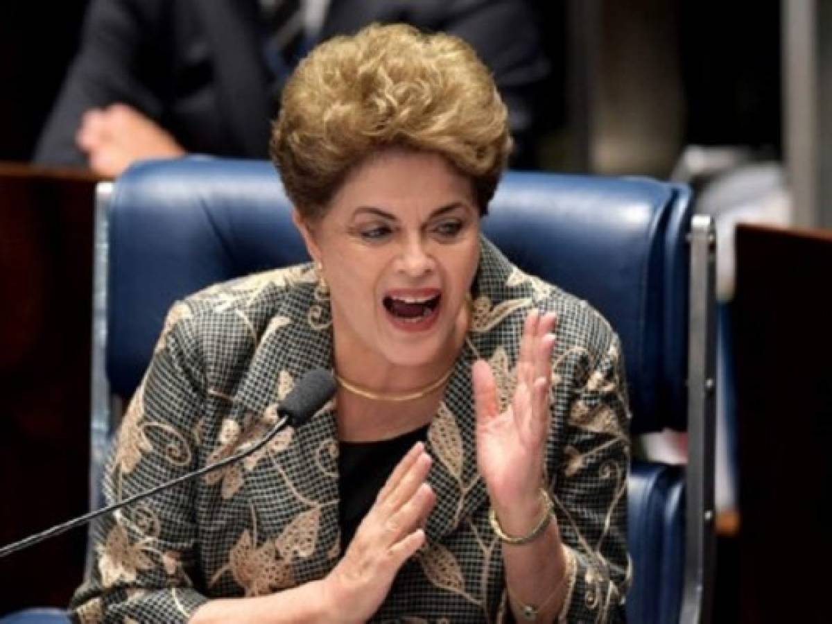 Rousseff al Senado brasileño: 'Voten contra mi destitución'