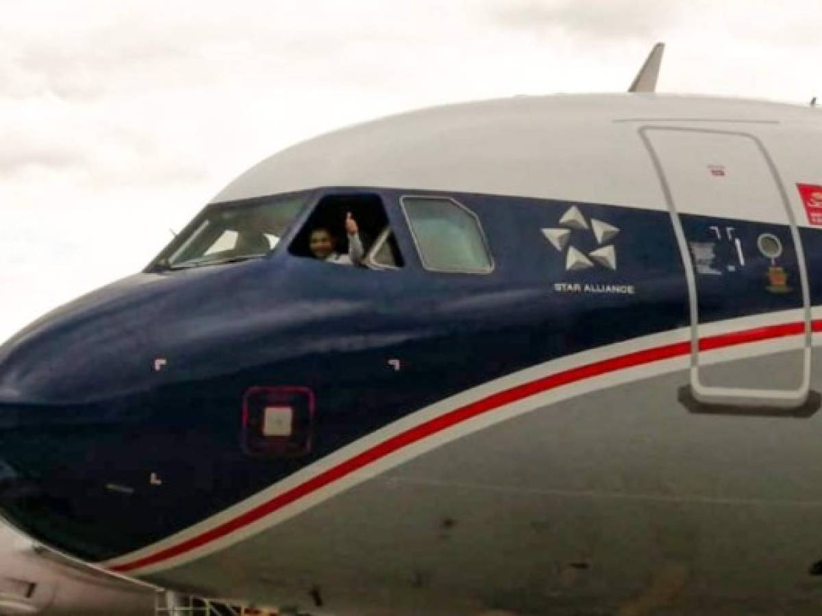 Avianca presenta su avión conmemorativo por su centenario