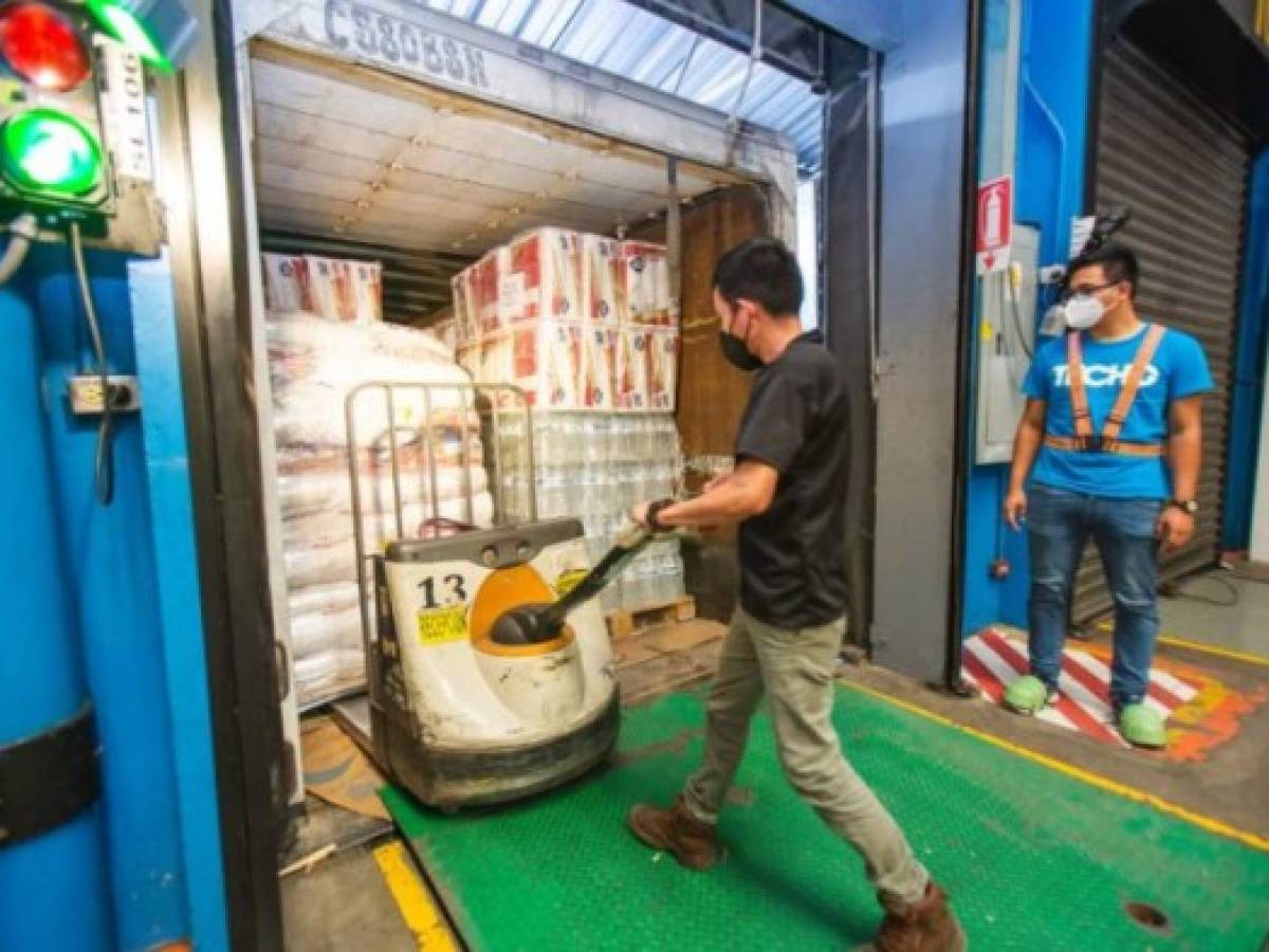 Walmart dona 9.965 kilos de productos a TECHO para comunidades guatemaltecas