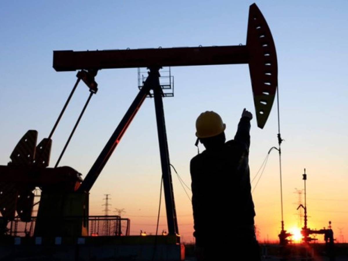 Las tensiones geopolíticas empujan al alza al precio del petróleo