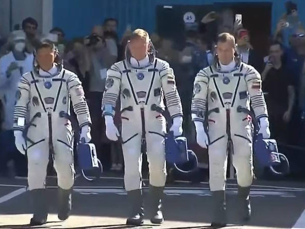 Histórico: Astronauta de origen salvadoreño parte hacia Estación Espacial Internacional