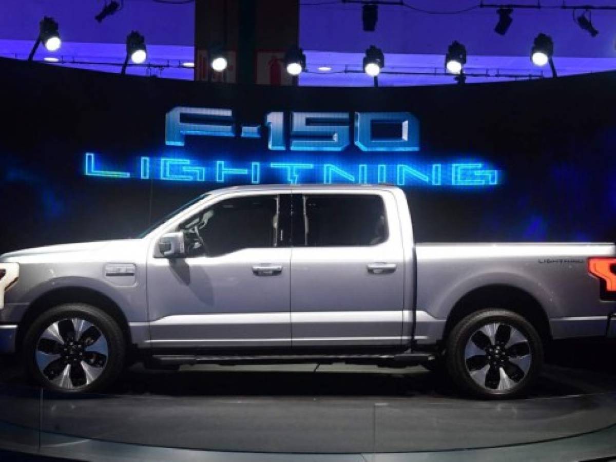 Ford duplicará su producción de la camioneta eléctrica F-150