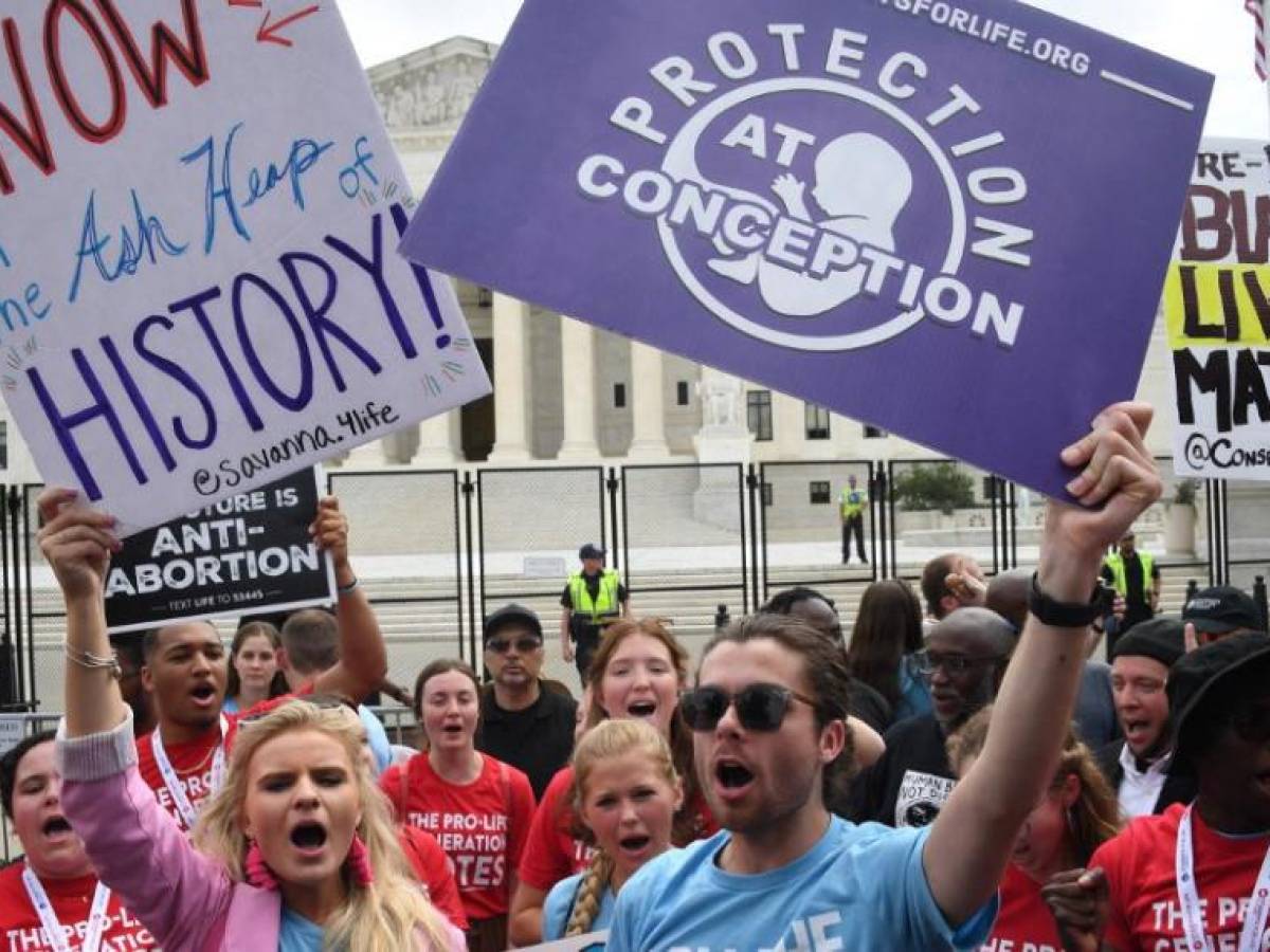 Corte Suprema de EEUU anula el derecho constitucional al aborto