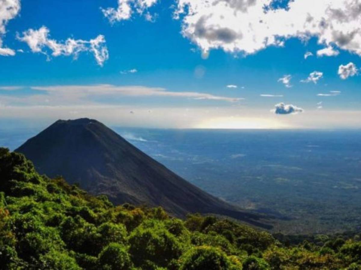 El Salvador: Divisas por Turismo crecerán un 9,7% en temporada de Semana Santa