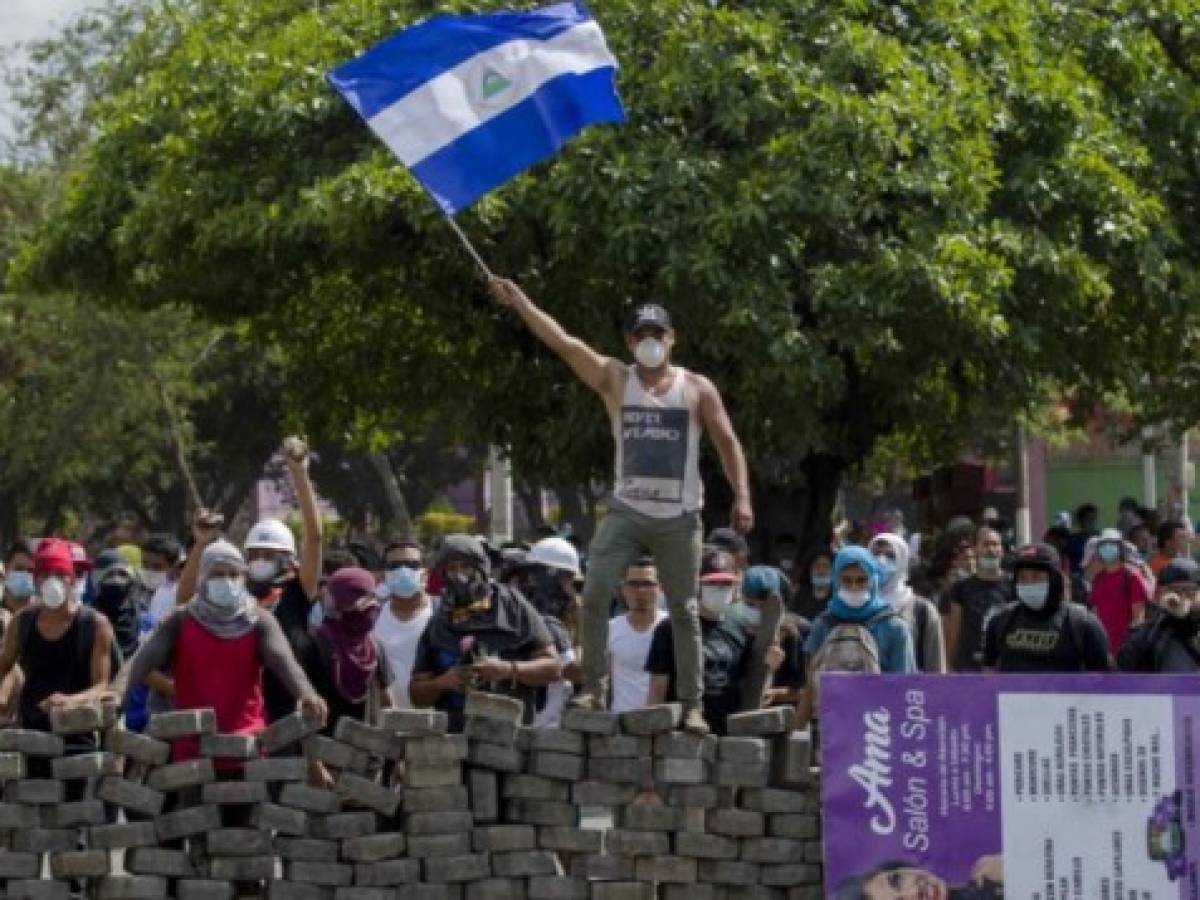 Nicaragua: Fuerzas policiales revisan ahora celulares de periodistas y ciudadanos