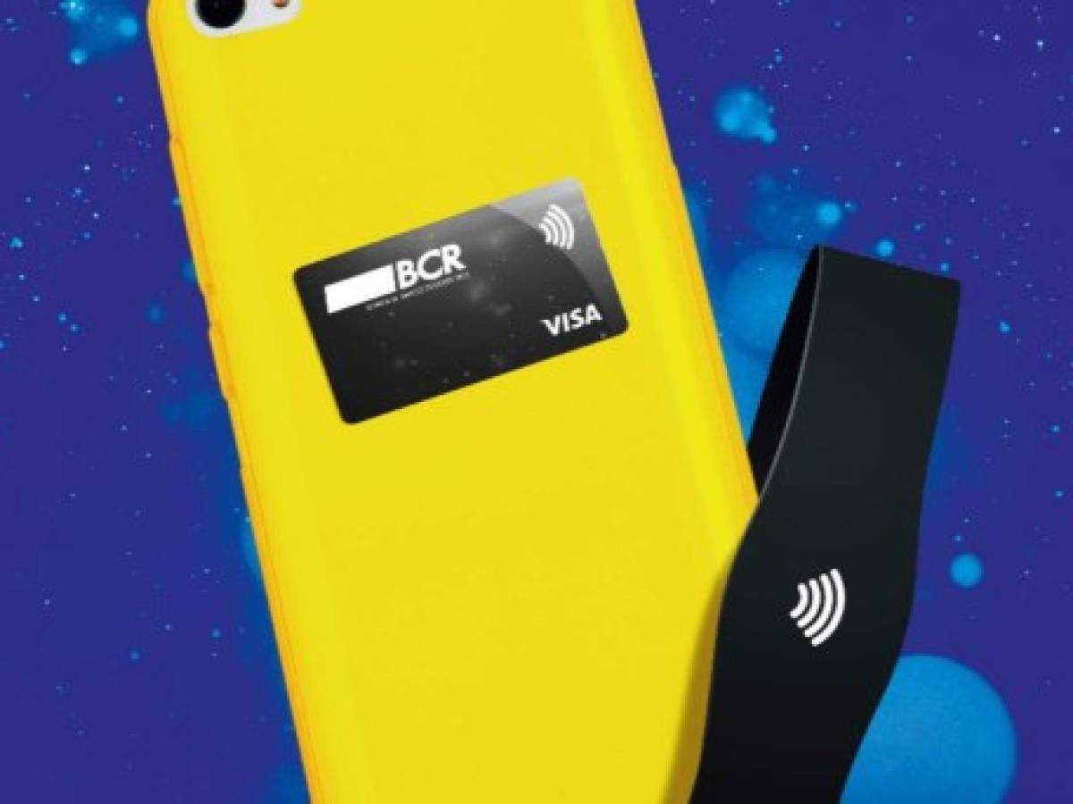 Banco de Costa Rica lanza dos dispositivos para pagar sin contacto