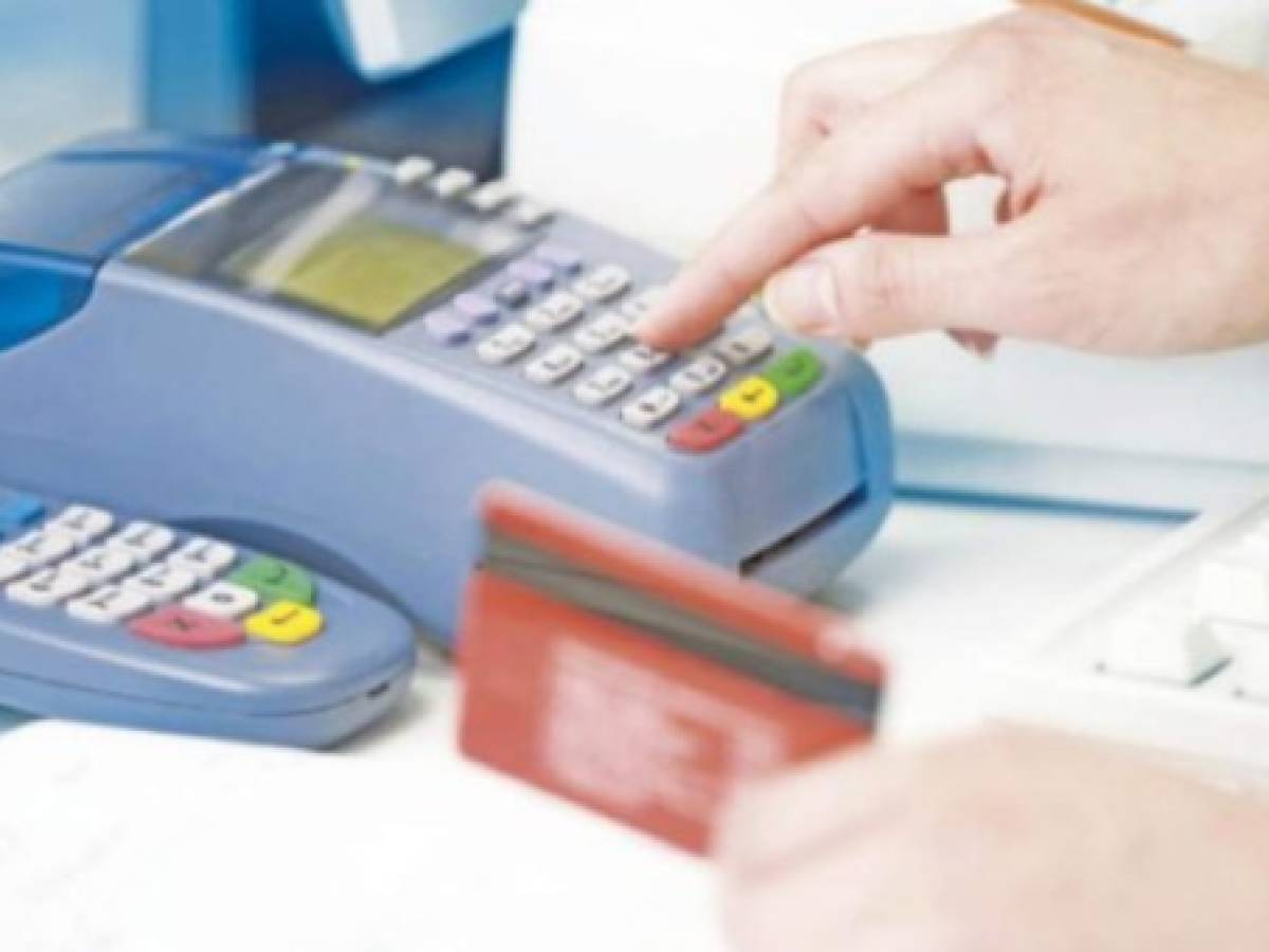 Cuando uso la tarjeta de crédito, ¿en cuántas cuotas debo pagar una compra?