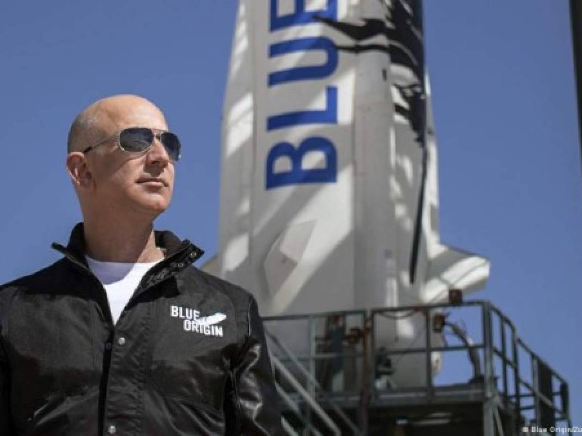 Jeff Bezos dejará Amazon para aventurase en el espacio