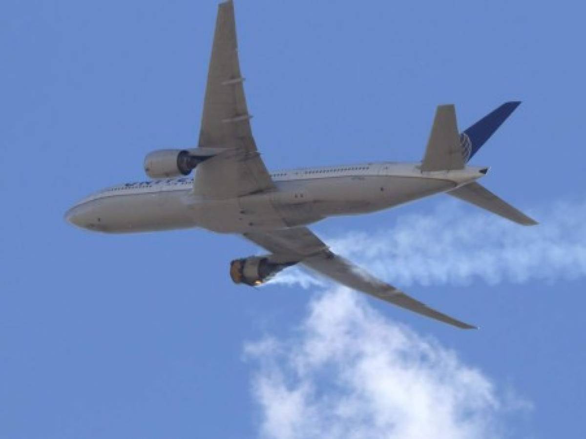 Boeing inmoviliza toda su flota con el motor implicado en un incidente en Colorado