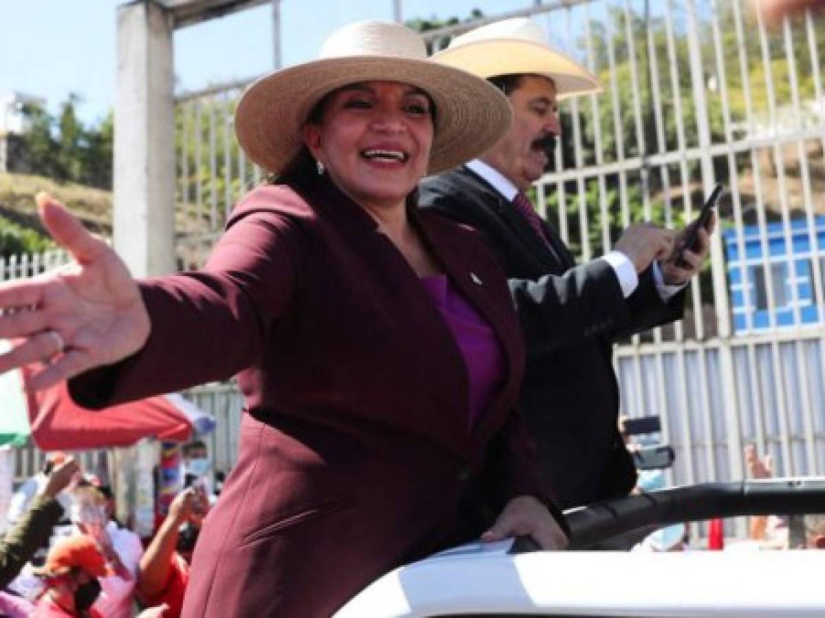 Presidenta de Honduras otorga aministía a funcionarios de gobierno de su esposo