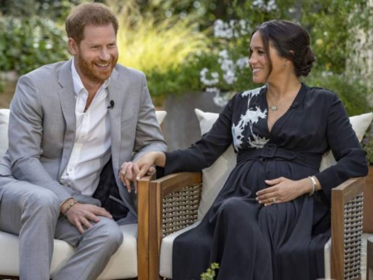 Entrevista de Meghan y Harry con Oprah cae como una bomba sobre la monarquía británica