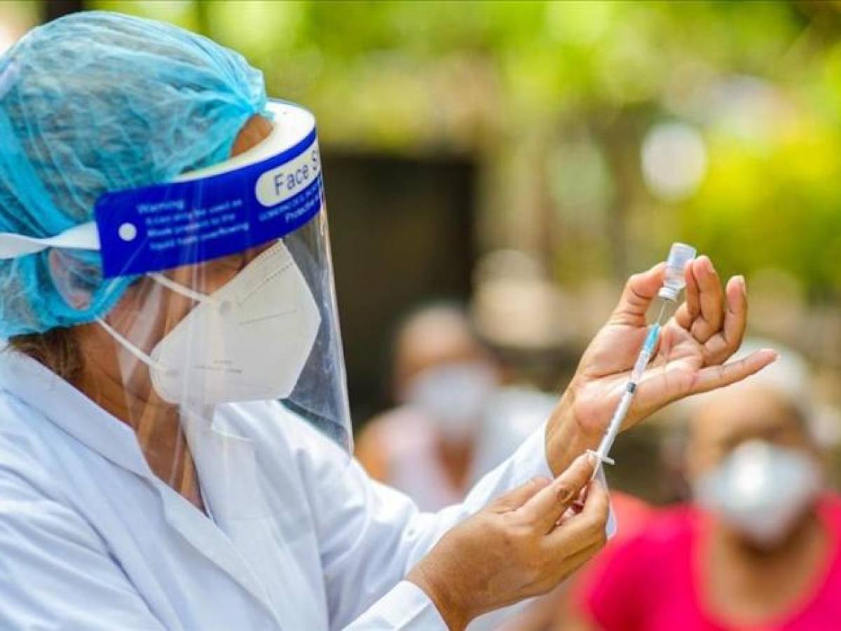 BM aprueba a El Salvador financiamiento de US$100 M para adquisición de 8 millones de vacunas contra COVID-19