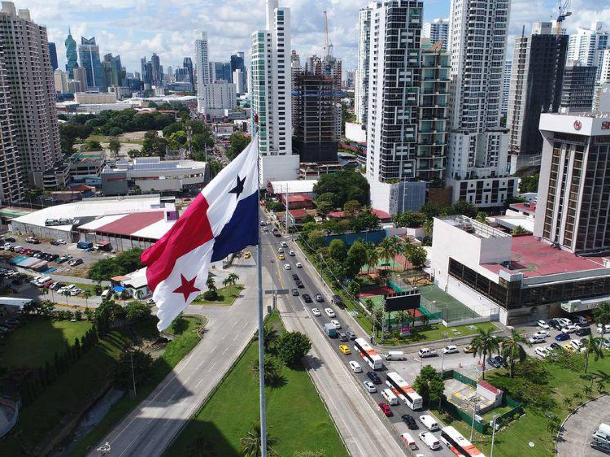 Gobierno de Panamá autoriza mediante decreto ferias, eventos bailables, desfiles y cantaderas