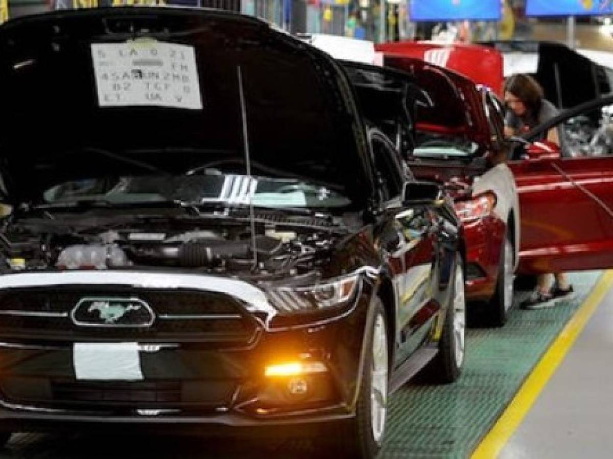 Ford México anunció que parará temporalmente producción en planta por falta materiales