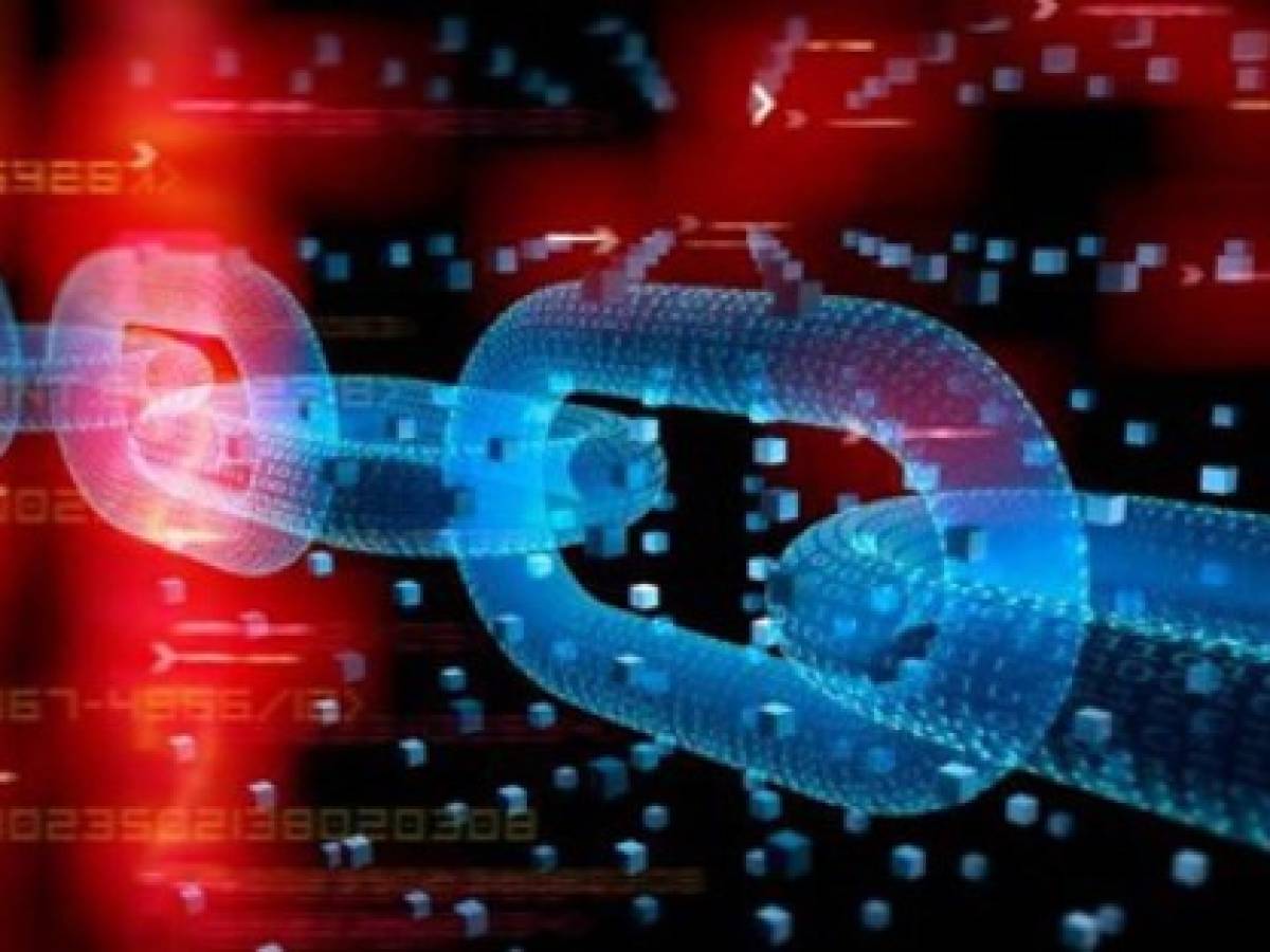 Blockchain: Cómo crear datos cripto-seguros y así tener su huella digital