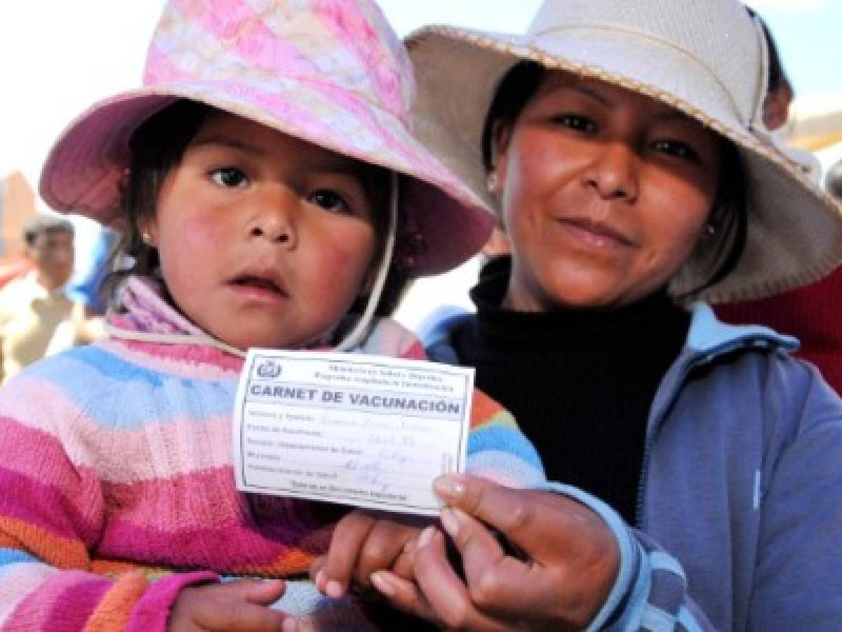 OPS: Tasa de vacunación completa anticovid en Latinoamérica llega al 39%