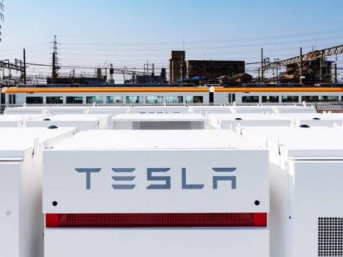 Panamá pide a Elon Musk respiradores Tesla para emergencia por Covid-19