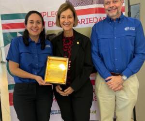 Reconocen a empresas empleadoras de mayores de 45 años en Costa Rica