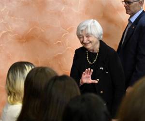 Yellen: Es esencial detener la catástrofe económica