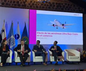 Centroamérica debe cambiar modelo de aviación hacia uno de bajo costo para vuelos regionales