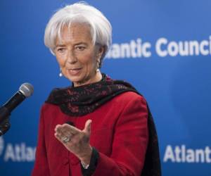 Lagarde aboga por el gasto en infraestructura, el saneamiento de las finanzas de las pequeñas y medianas empresas, y esfuerzos para fomentar la participación en el mercado de trabajo. (Foto: AFP).