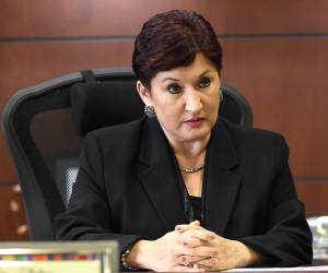 Guatemala: MP da trámite a una orden de captura internacional contra exfiscal Thelma Aldana